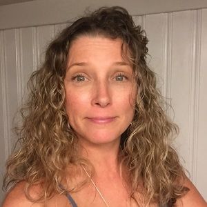 Meet your Posher, Meredith